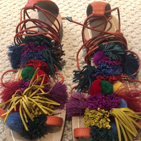 Pom Pom leather sandals, size 10 - Picture 7 of 9